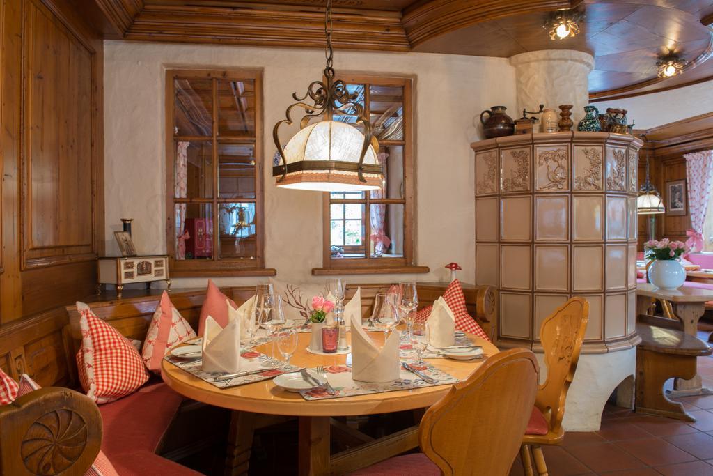 Gasthaus Auerhahn Baden-Baden Exterior photo